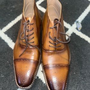 Dress shoe